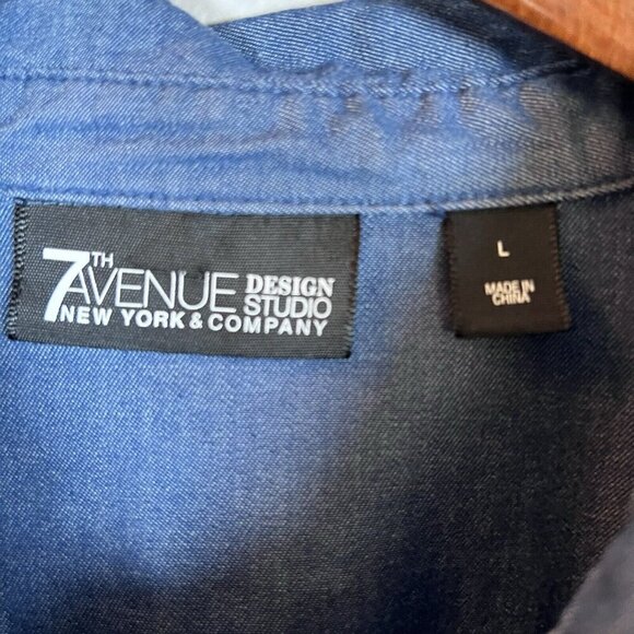 7th Avenue Design Studio New York & Co Women’s Size L Button Up Denim Shirt - Picture 5 of 10